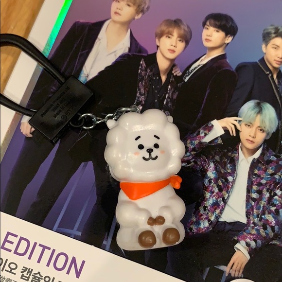 BT21 RJ Keychain - Picture 2 of 4